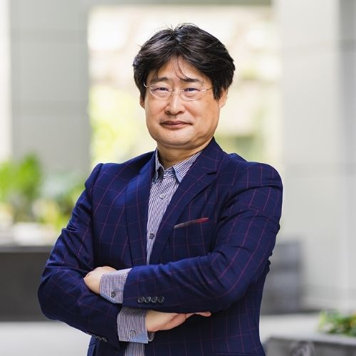 Prof Zhang Yong-Wei